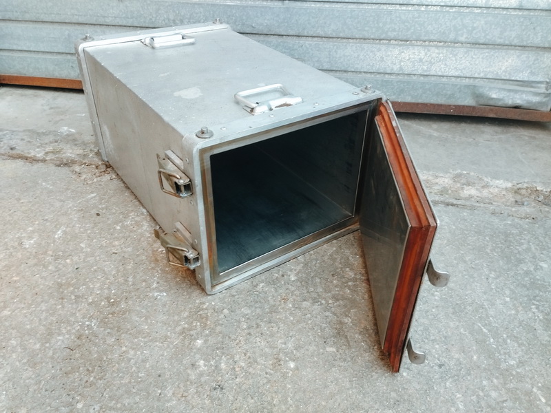 caja contenedor catering hosteleria metal 33x38-44x62 1u